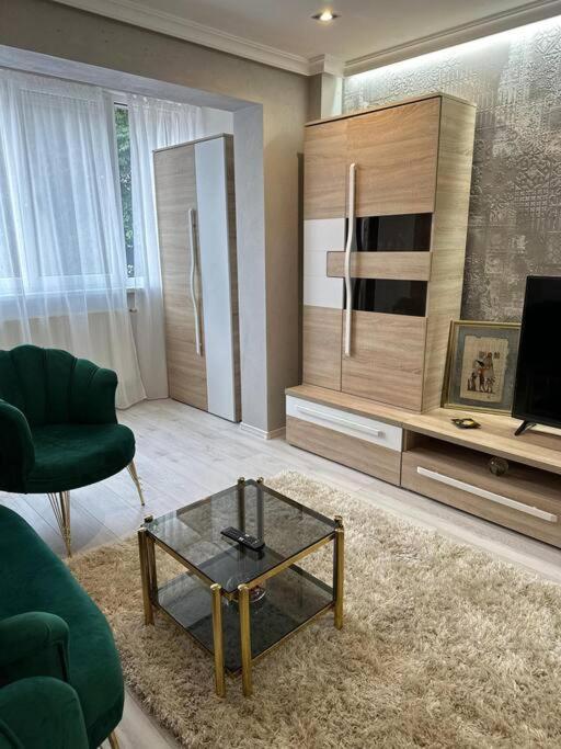 Stylish Apartment In Dambu Тиргу-Муреш Екстер'єр фото