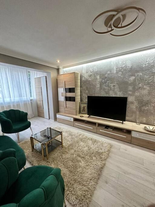 Stylish Apartment In Dambu Тиргу-Муреш Екстер'єр фото